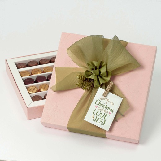 Box 30 chocolates green ribbon Christma's card 20x20x3cm. *