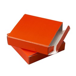 Estuche charol naranja 7,5x7,5x1,8cm min.25