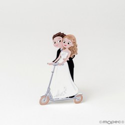 Figura madera 7,5cm, adhesivo Novios Patinete Elec, mínimo 6