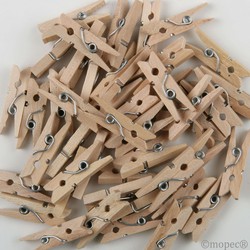 Pinza mini 2,5cm natural precio x caja de 100pcs.