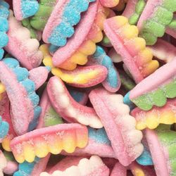 Dentaduras de espuma com Vidal pica