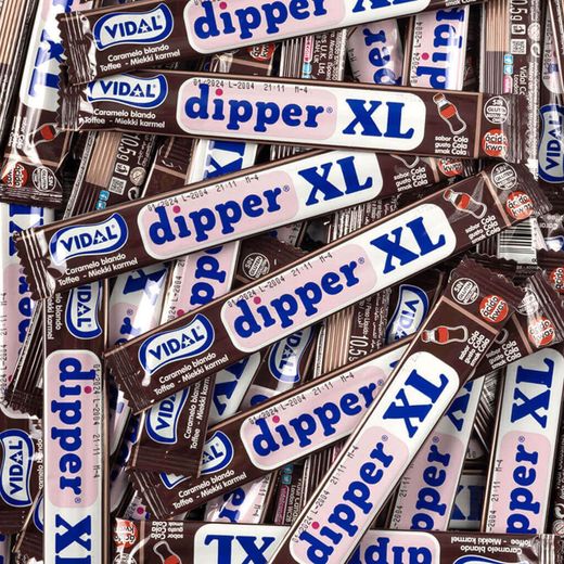 Dipper XL Cola di Vidal. Caramella gommosa al gusto di cola che si colora la lingua.