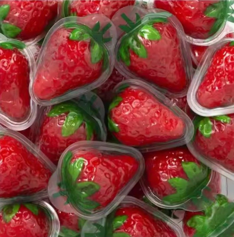Fresas rellenas de gelatina de Cool Candies 30 unidades