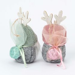 Gnomo gorro verde y rosa surtido con 1 bombón