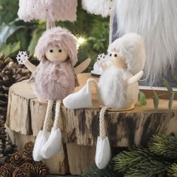 Muñecas rosa y blanca sentadas base madera surtido 2 min 2