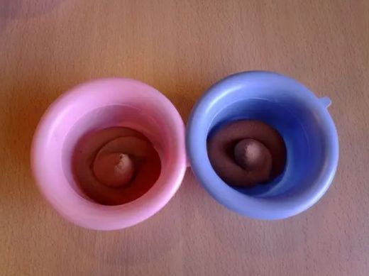 Orinatoio in zucchero blu