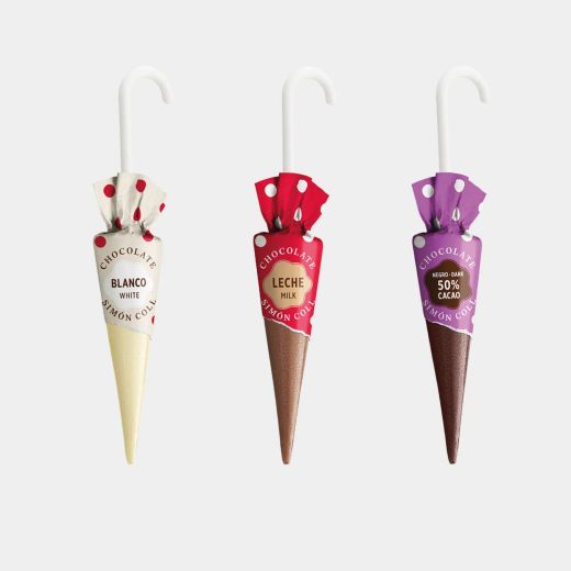 Ombrelli alla nocciola, cioccolato bianco, con latte e 50% di cacao, 10 Gr (32Un) di Simon Coll